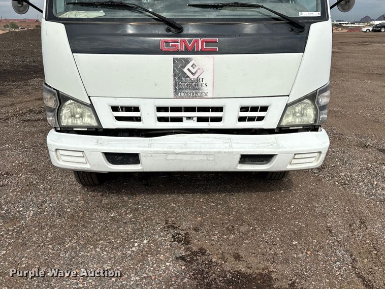 image for item EL2534 2007 GMC W4500 flatbed truck