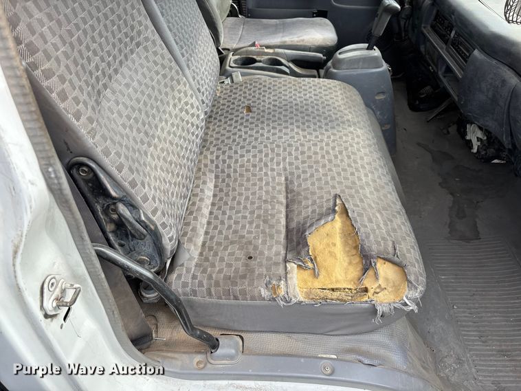 image for item EL2534 2007 GMC W4500 flatbed truck