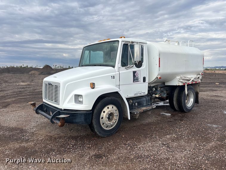 image for item EL2535 1997 Freightliner FL70 water truck