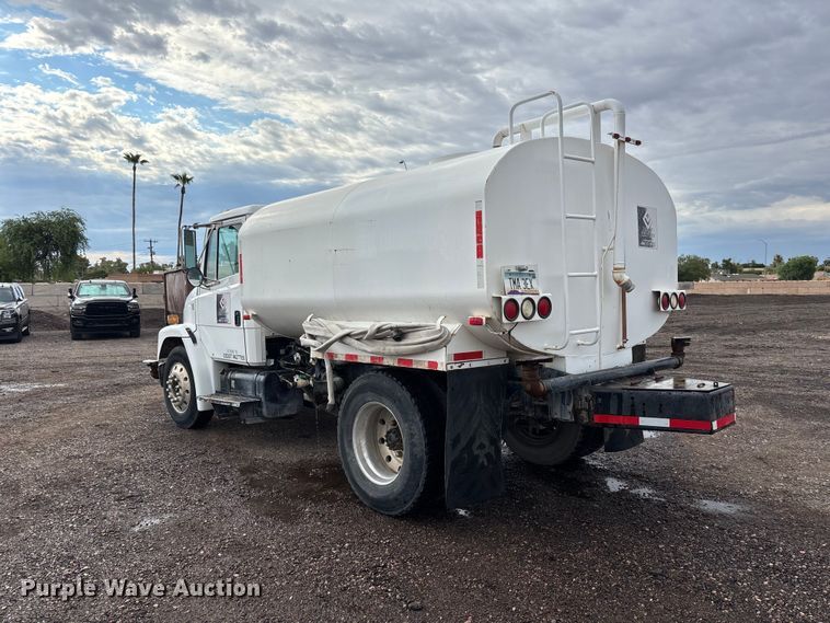 image for item EL2535 1997 Freightliner FL70 water truck
