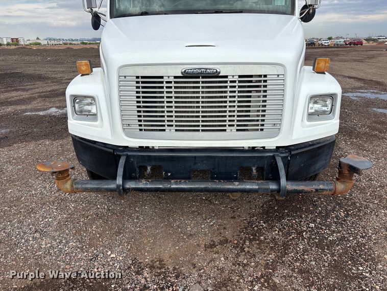 image for item EL2535 1997 Freightliner FL70 water truck