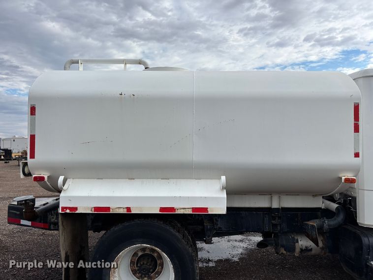 image for item EL2535 1997 Freightliner FL70 water truck