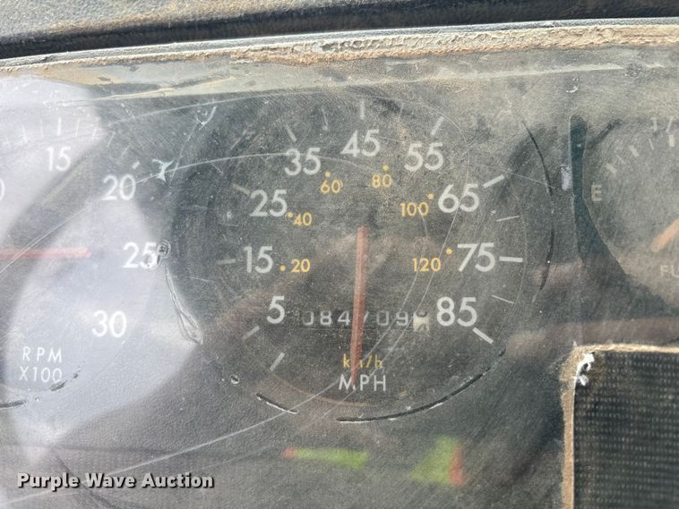 image for item EL2535 1997 Freightliner FL70 water truck