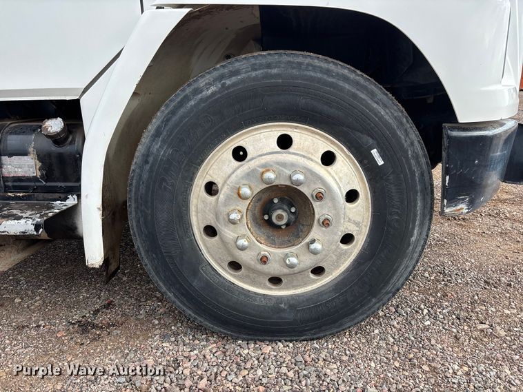 image for item EL2535 1997 Freightliner FL70 water truck