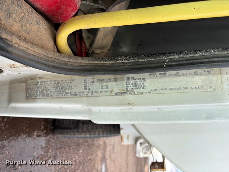 image for item EL2535 1997 Freightliner FL70 water truck