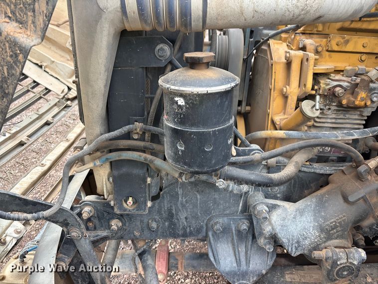 image for item EL2537 2000 Sterling L9500 Series water truck