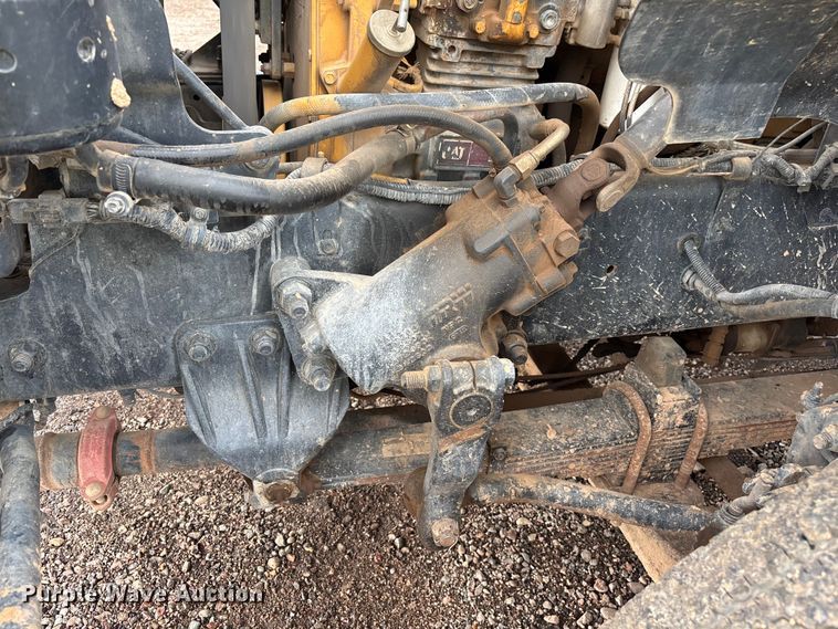 image for item EL2537 2000 Sterling L9500 Series water truck