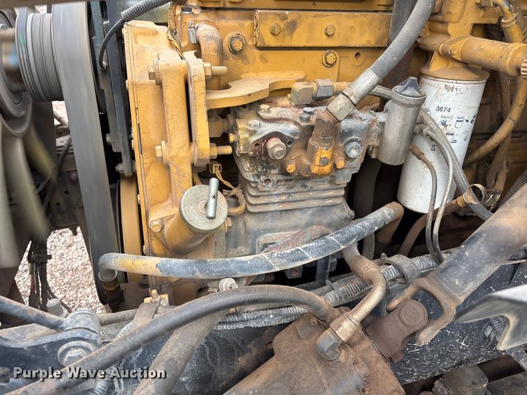 image for item EL2537 2000 Sterling L9500 Series water truck