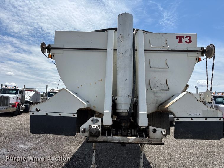 image for item EL2538 2005 Ranco Anvil end dump trailer