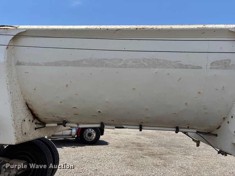 image for item EL2538 2005 Ranco Anvil end dump trailer