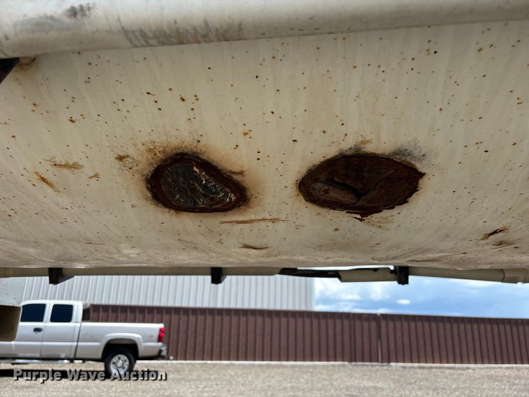 image for item EL2538 2005 Ranco Anvil end dump trailer