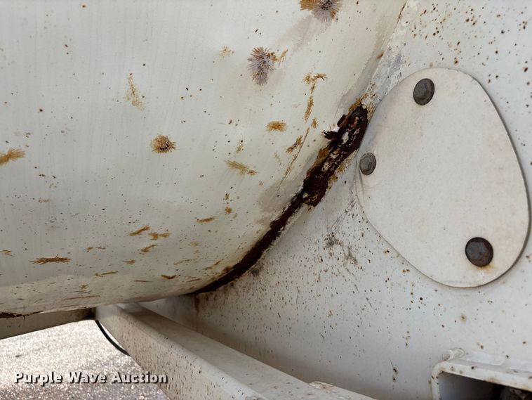 image for item EL2538 2005 Ranco Anvil end dump trailer