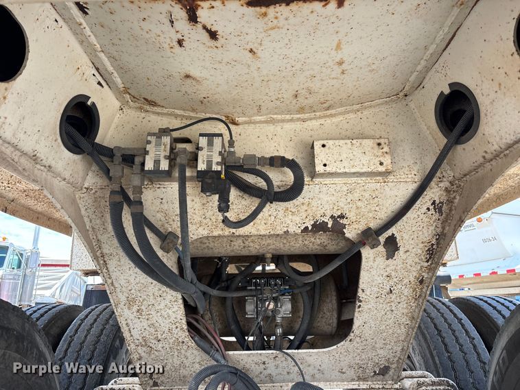 image for item EL2538 2005 Ranco Anvil end dump trailer
