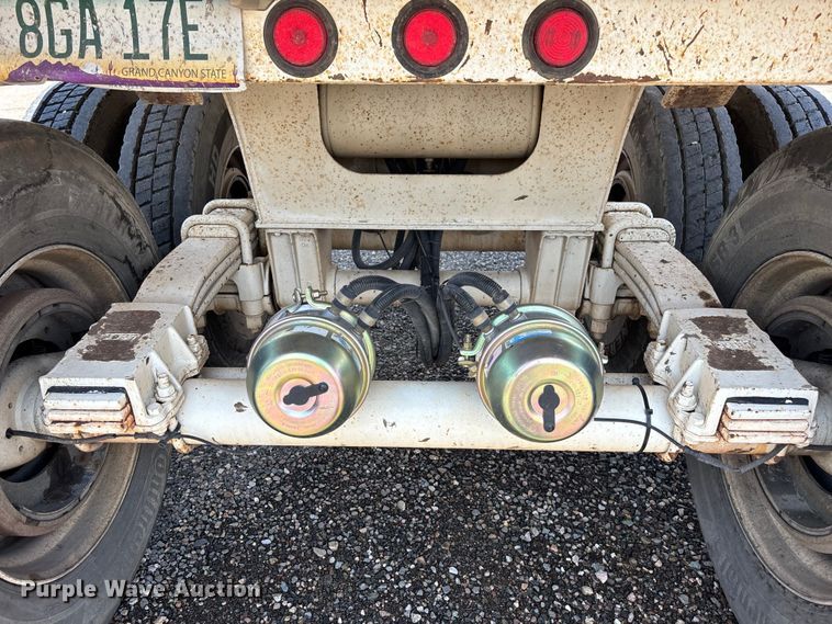 image for item EL2538 2005 Ranco Anvil end dump trailer