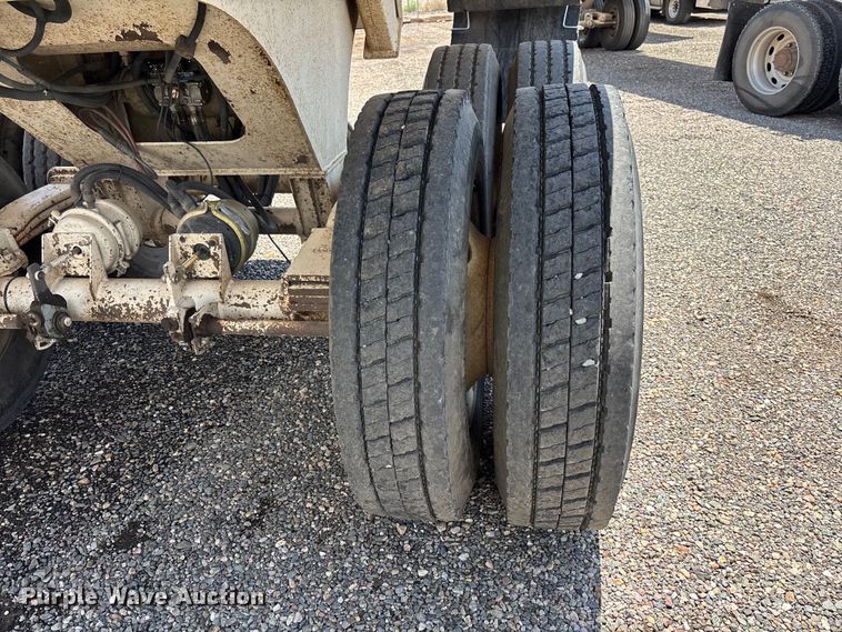 image for item EL2538 2005 Ranco Anvil end dump trailer