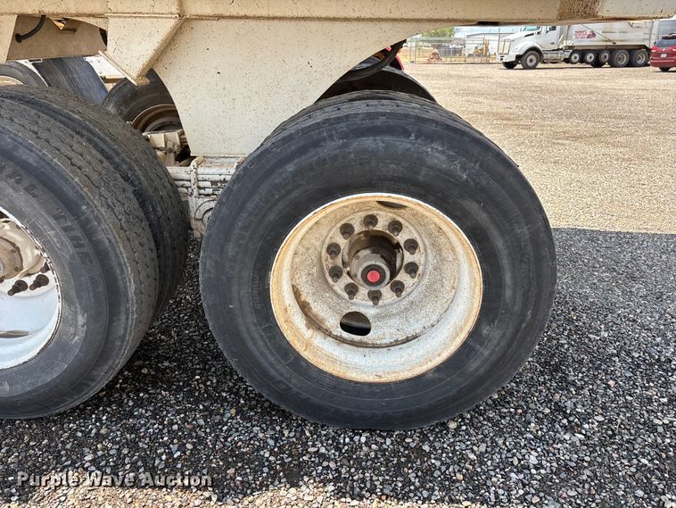 image for item EL2538 2005 Ranco Anvil end dump trailer