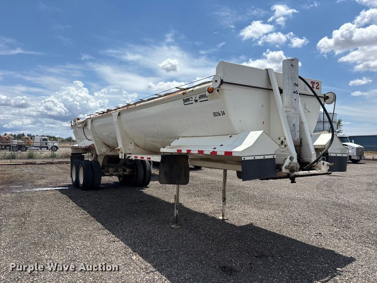 image for item EL2539 2005 Ranco Anvil end dump trailer