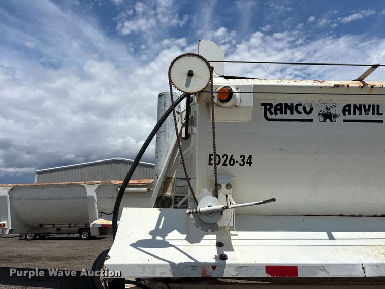image for item EL2539 2005 Ranco Anvil end dump trailer