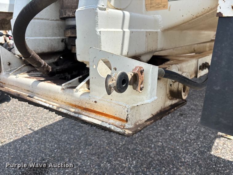 image for item EL2539 2005 Ranco Anvil end dump trailer
