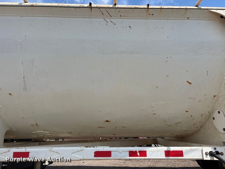 image for item EL2539 2005 Ranco Anvil end dump trailer