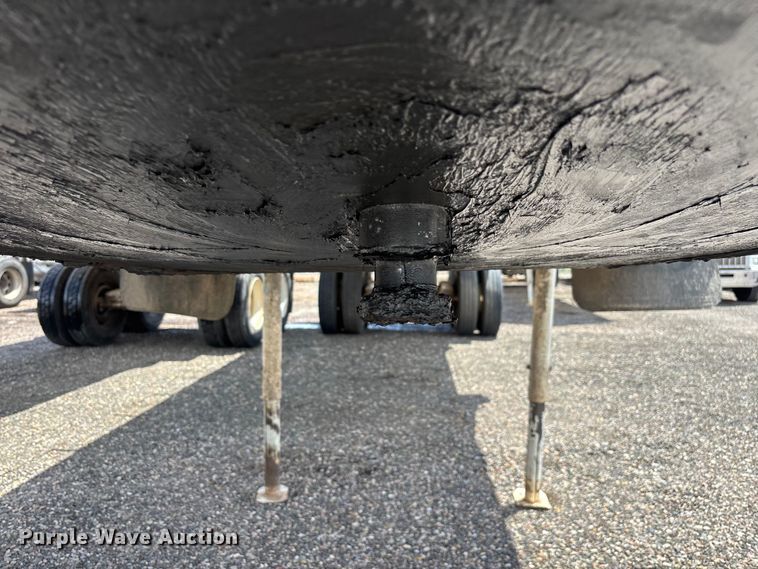 image for item EL2539 2005 Ranco Anvil end dump trailer