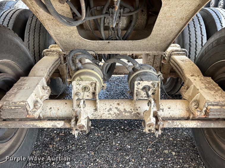 image for item EL2539 2005 Ranco Anvil end dump trailer