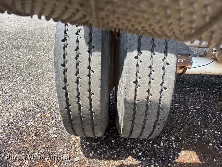 image for item EL2539 2005 Ranco Anvil end dump trailer