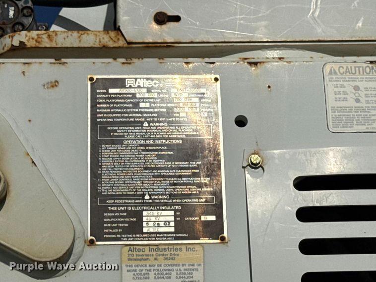 image for item EN0313 2007 Freightliner Business Class M2 bucket truck