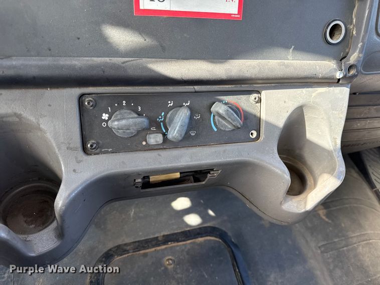 image for item EN0313 2007 Freightliner Business Class M2 bucket truck