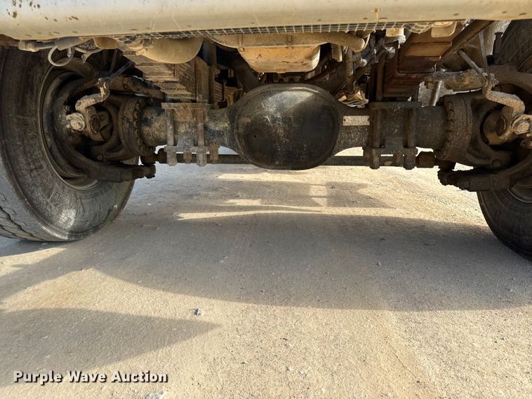 image for item EN0313 2007 Freightliner Business Class M2 bucket truck