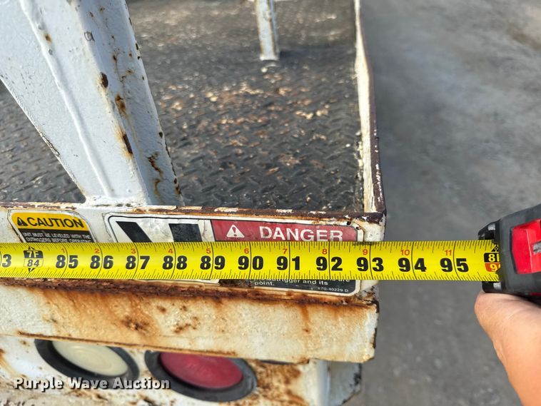image for item EN0313 2007 Freightliner Business Class M2 bucket truck
