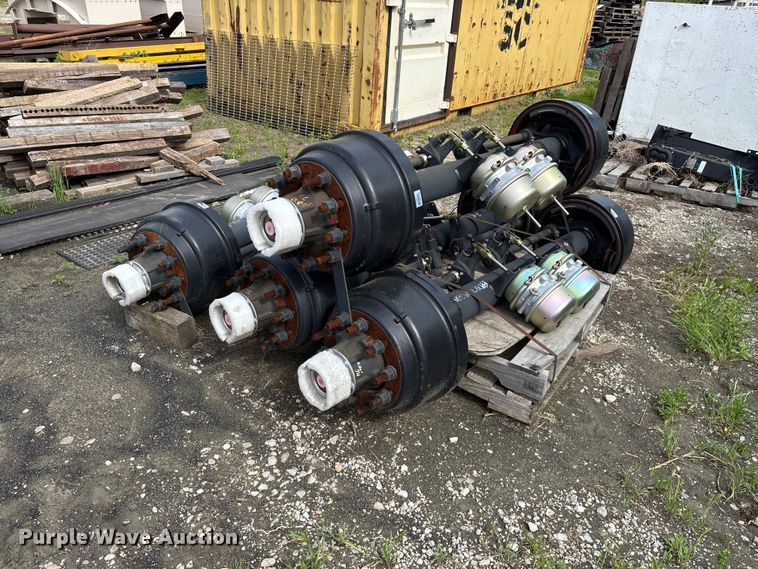 (4) Worldwide Heavy Duty Power Products P518L trailer axles