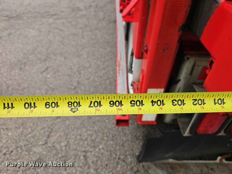 image for item EO7376 2004 Freightliner Columbia car carrier truck
