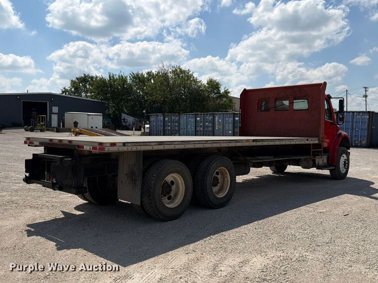 image for item EO8612 2018 Freightliner Business Class M2 flatbed truck