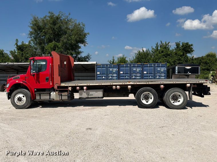 image for item EO8613 2017 Freightliner Business Class M2 flatbed truck