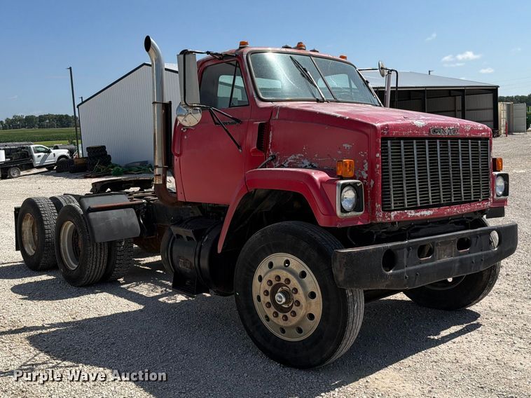 image for item EO8641 1984 GMC Brigadier semi truck