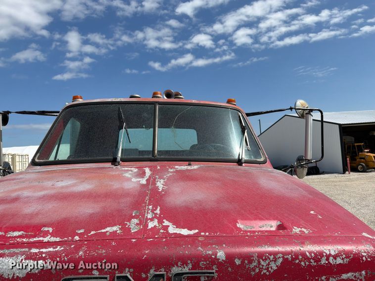 image for item EO8641 1984 GMC Brigadier semi truck