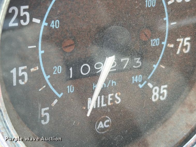 image for item EO8641 1984 GMC Brigadier semi truck