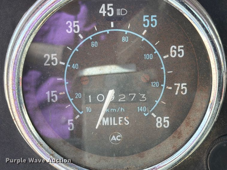 image for item EO8641 1984 GMC Brigadier semi truck