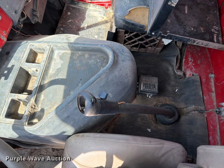 image for item EO8641 1984 GMC Brigadier semi truck