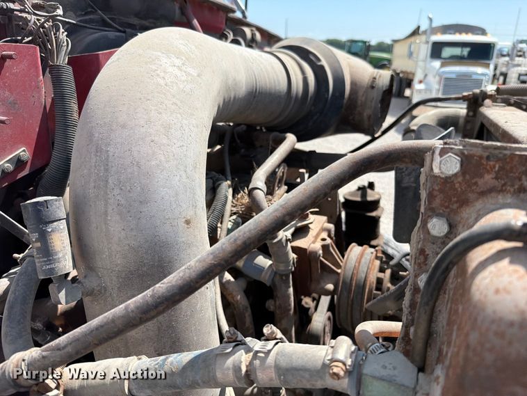 image for item EO8641 1984 GMC Brigadier semi truck
