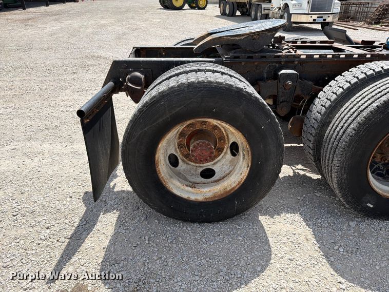 image for item EO8641 1984 GMC Brigadier semi truck