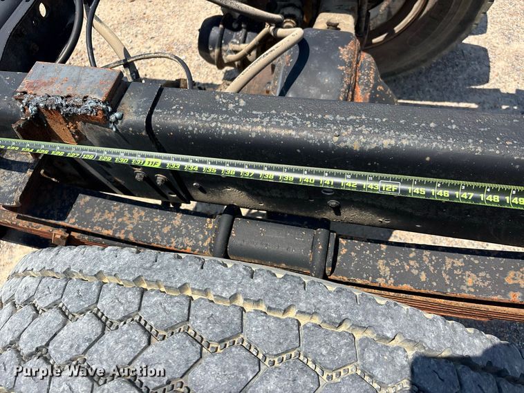 image for item ER3149 1990 International 4900 truck cab and chassis