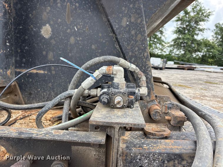image for item ER3164 2006 SDI side dump trailer