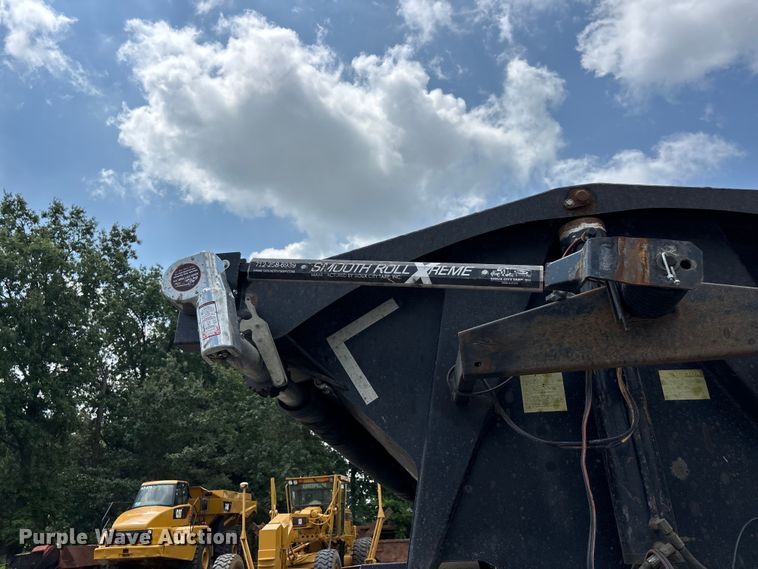 image for item ER3164 2006 SDI side dump trailer