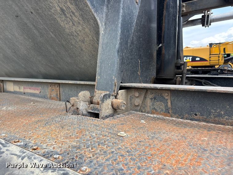 image for item ER3164 2006 SDI side dump trailer