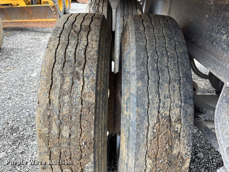 image for item ER3164 2006 SDI side dump trailer