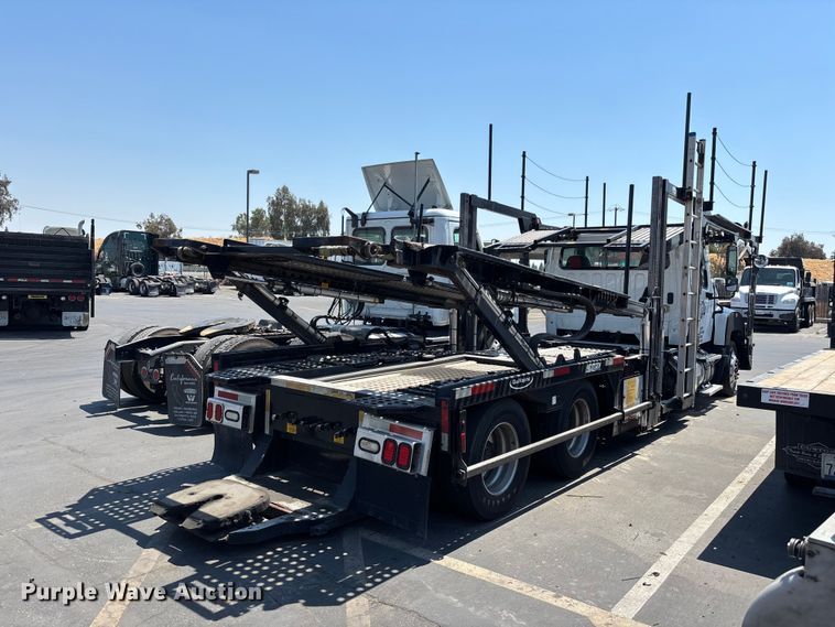 image for item ER7586 2018 Freightliner 114SD car carrier truck