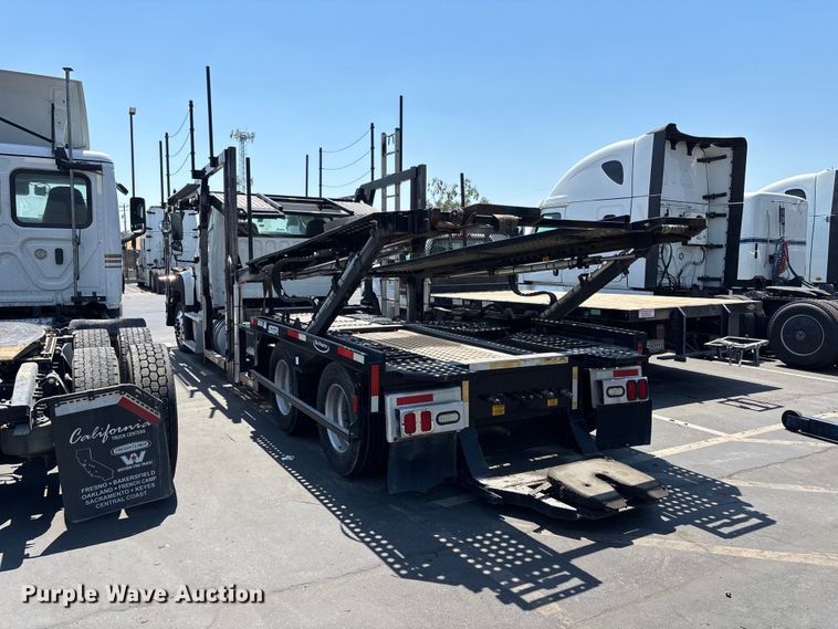 image for item ER7586 2018 Freightliner 114SD car carrier truck