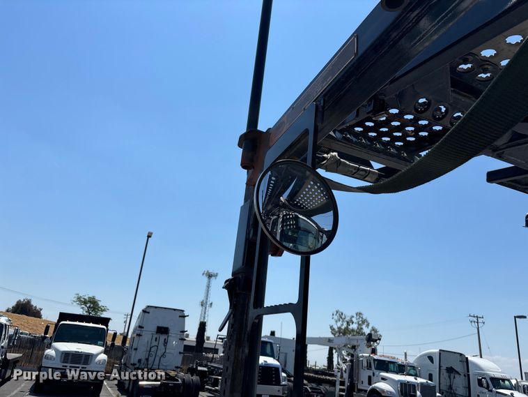 image for item ER7586 2018 Freightliner 114SD car carrier truck